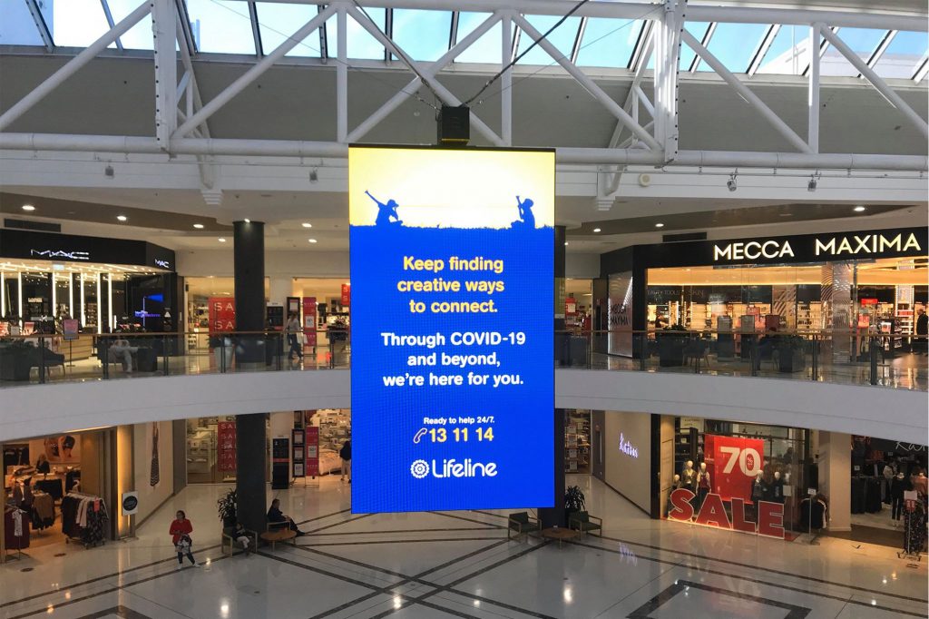 Lifeline retail advertising in shopping centre