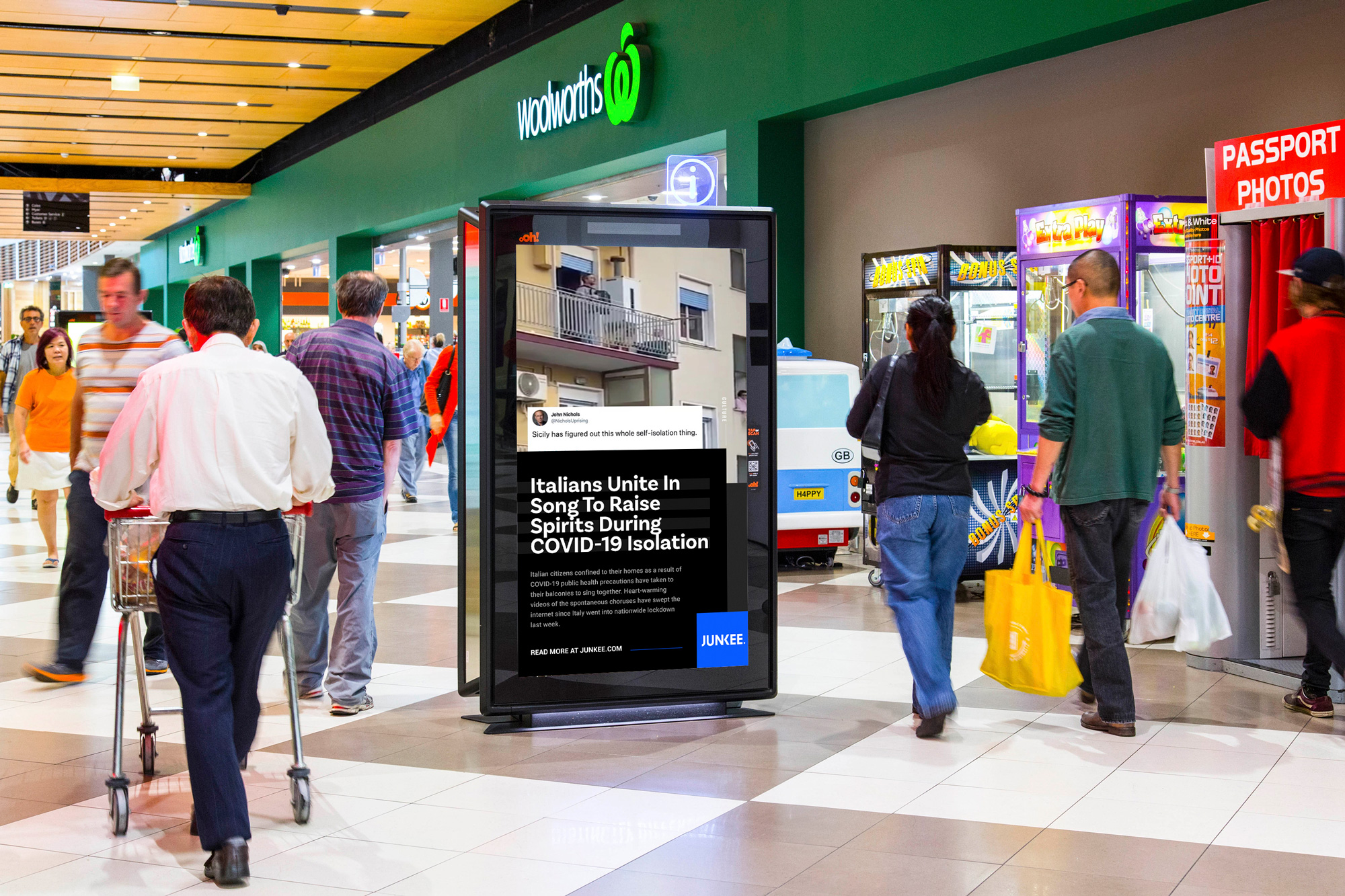 Junkee article on retail screen advertising in shopping centre