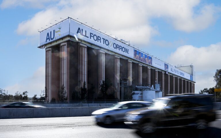 Sydney Glebe island silos billboard featuring Nike creative