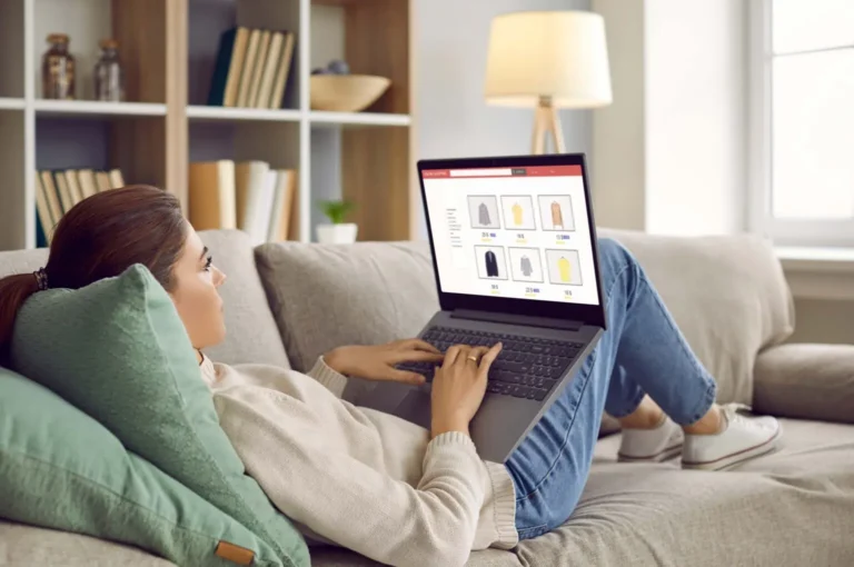 Lady with laptop