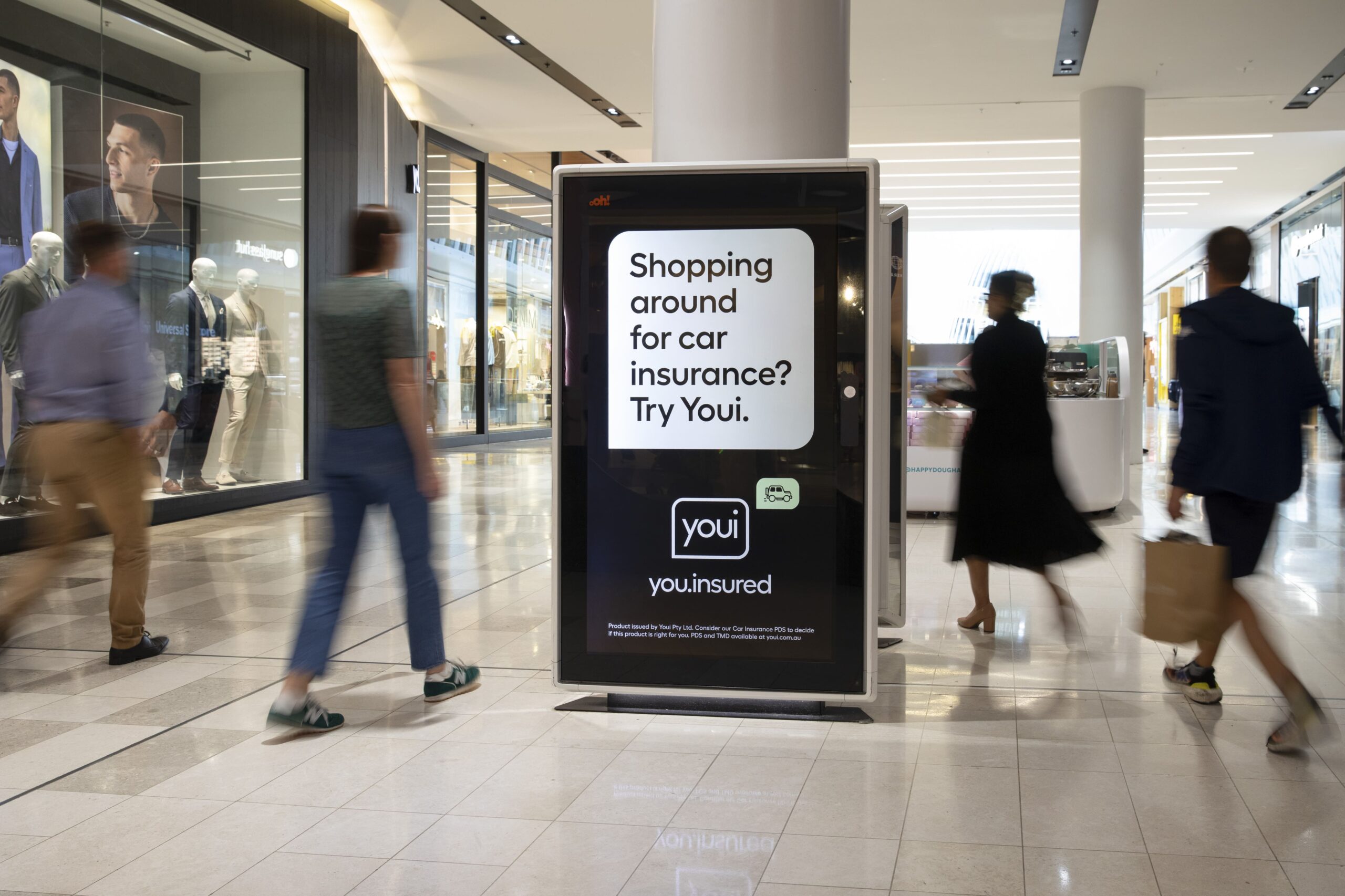 Digital advertiisng in retail centre, Eastland Melbourne